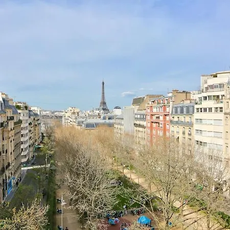Superbe T3 Avec Vue Imprenable Sur La Tour Eiffel Apartment Paris